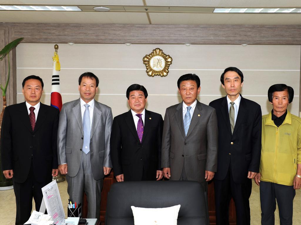 2010 회계년도 결산검사위원 위촉