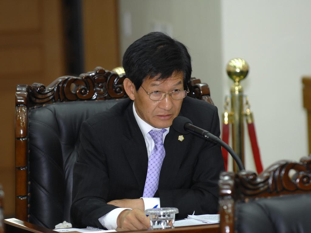 제235회 제1차 정례회 개회