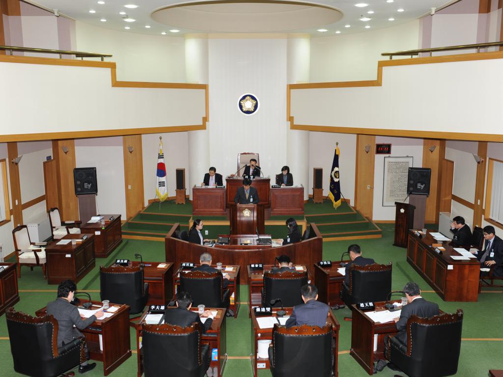 제242회 임시회 개회