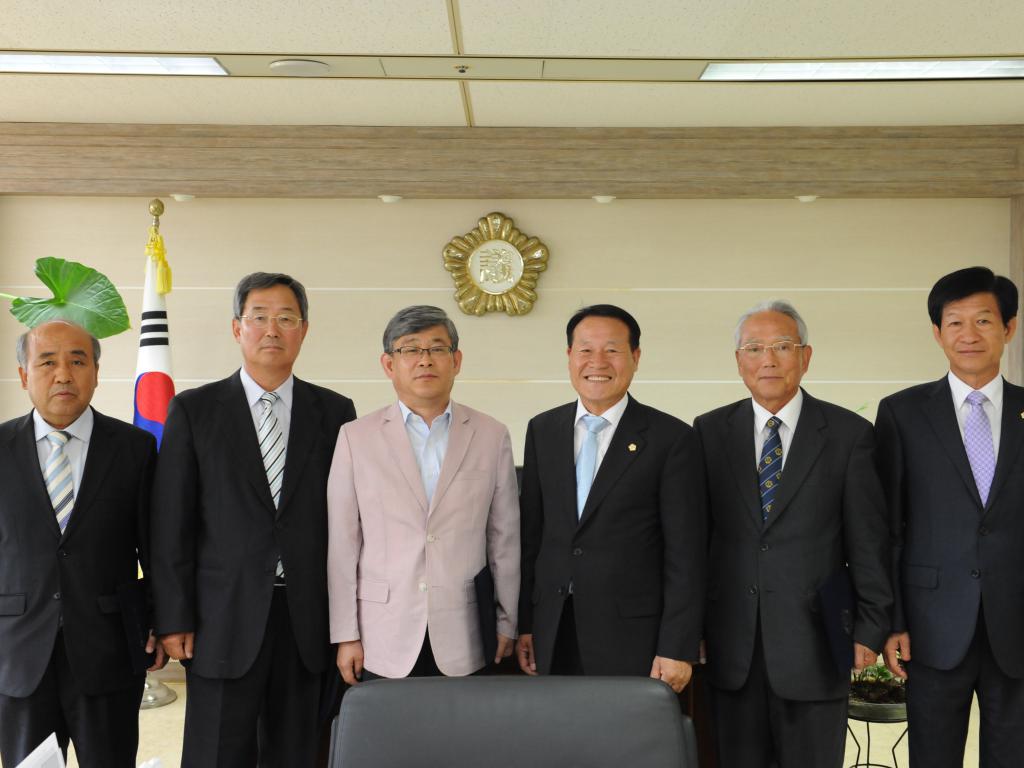 2012년도 세입세출 결산검사위원 위촉