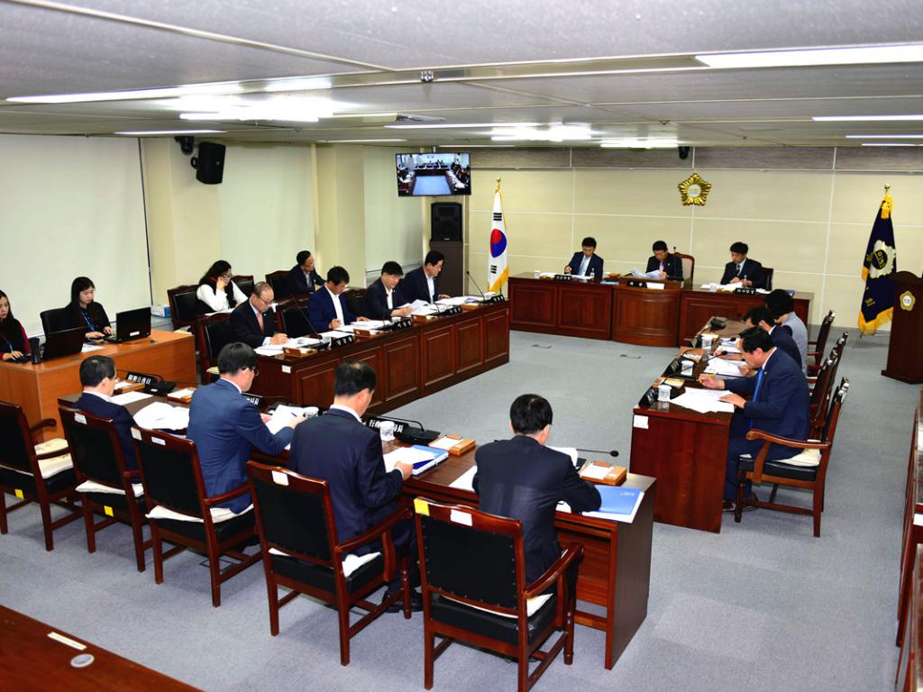 10월중 정례의원 간담회 개최