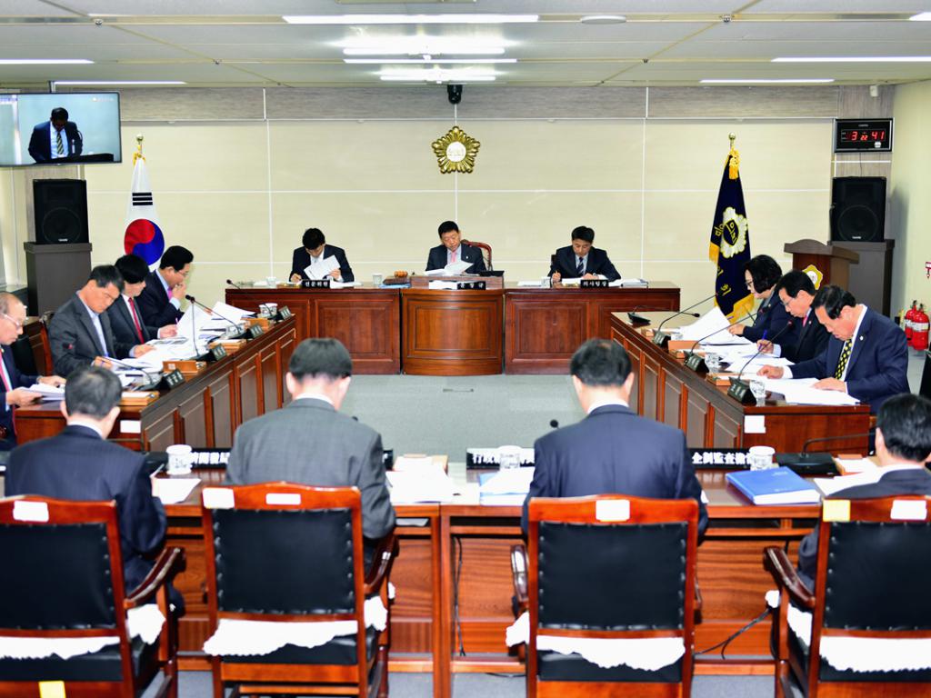 11월중 정례의원 간담회 개최