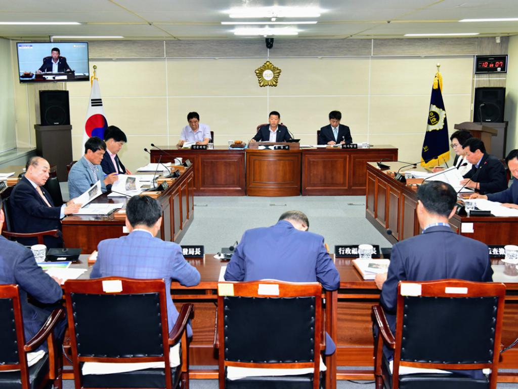 9월중 제1차 정례의원 간담회 개회