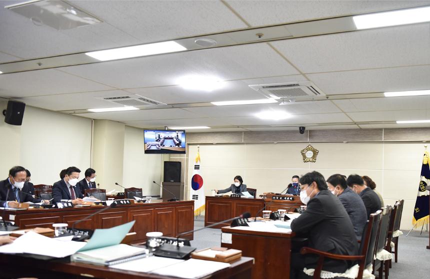 제351회 제2차 정례회 예산결산특별위원회 