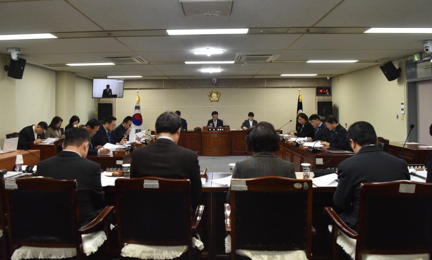 2월 정례의원간담회
